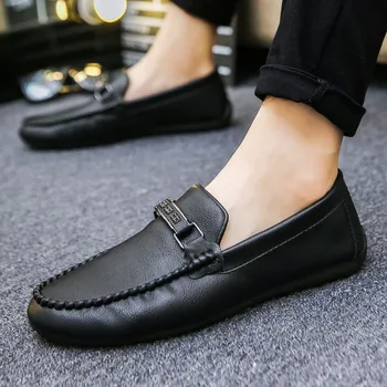 2020 Yeni Erkek rahat ayakkabılar Moda erkek ayakkabısı Hakiki deri erkek mokasen ayakkabıları Moccasins üzerinde Kayma erkek Flats Erkek sürüş ayakkabısı Spor Ayakkabı