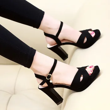 2022 Gladyatör Sandalet Moda Kadın Sandalet Yüksek Topuklu Burnu açık Ayak Bileği Kayışı Faux süet ayakkabı Boyutu 34-40 Pompaları Siyah