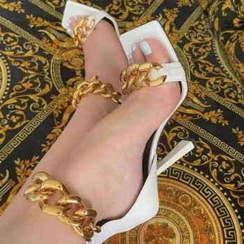 2022 Yeni kadın Sandalet Moda İnce Yüksek Topuklu Sandalet Kadınlar Açık Parmaklı Metal Zincirler Sandalet Kadın topuklu ayakkabılar Kadın zapatos