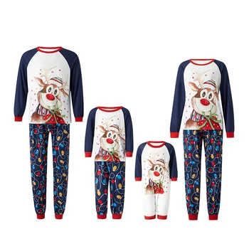 2023 Noel Eşleşen aile pijamaları Karikatür Elk ve Kar Tanesi ve Yıldız Baskı T-shirt + dize ışık Baskı Pantolon Yeni Tulum
