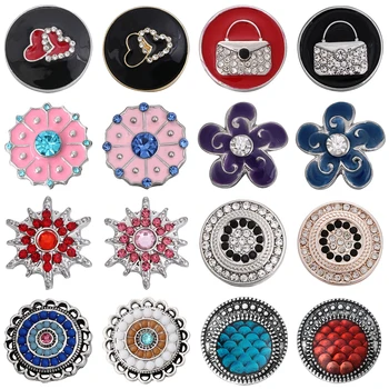 5 adet / grup Toptan Snap Düğmesi Takı Karışık Rhinestone Çiçek Kalp 18mm Yapış Düğmeler Fit Snap Düğmesi Bilezik Kolye
