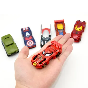 Alaşım Disney Avengers Araba Batmobile Kaptan Amerika Hulk Ironman Örümcek Adam Aksiyon Figürleri Yarış Modeli Oyuncak Boys İçin Hediye