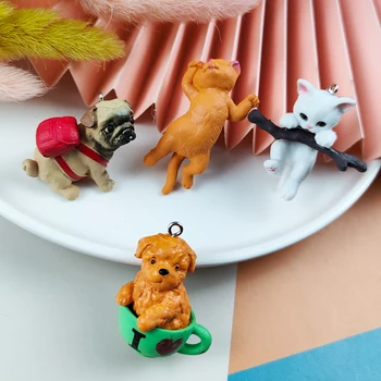 ApeUr 6 adet / paket Şube Kedi Sırt Çantası Köpek Takılar PVC Takılar Hayvanlar Kolye DIY Takı Yapımı Toptan için
