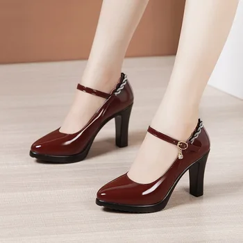 Bayan Pompaları Sivri Burun Ofis bayan Pompaları Toka Kayış Platformu Yüksek Topuklu Kadın Ayakkabı Dört Sezon Patent deri ayakkabı