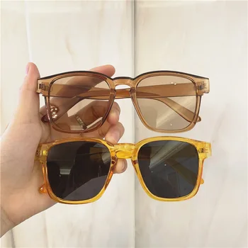 DYTYMJ Vintage Kare Güneş Gözlüğü Erkekler 2022 Moda Şeker Renkler Kadın Güneş Gözlüğü Lüks Marka Tasarımcısı Shades Kadınlar için Gafas