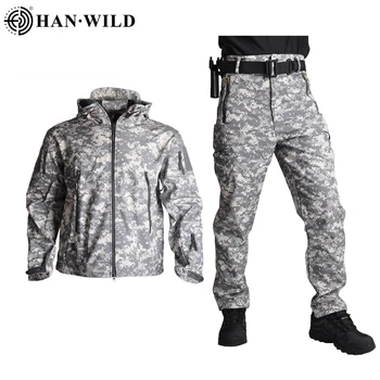 HAN VAHŞİ Taktik Ceketler Avcılık Takım Elbise Erkekler Yumuşak yüzeyli ceket Ordu Rüzgar Geçirmez Camo Köpekbalığı Cilt Askeri yürüyüş ceketi + Pantolon 5XL