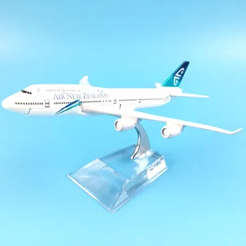 HAVA YENİ ZELANDA Havayolları 747 16CM METAL alaşım MODEL UÇAK W Standı UÇAK Modeli Çocuk Oyuncakları Yeni Yıl / Doğum Günü / Koleksiyon Hediyeler