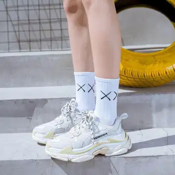 Lolita Çorap Çatal Siyah Pamuk Çorap Erkekler Kaykay Çorap Kızlar spor çorapları Beyaz Japon Sokak Harajuku Hip-Hop Çorap
