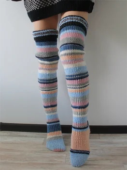 Sonbahar Kış sıcak Örme Kalın Kadın Çorap Çizgili Baskı Gevşek Rahat Diz Boyu Çorap Toptan 2022 Clubwear