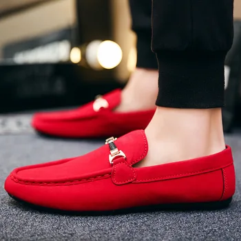 Tasarım ayakkabı erkek Slip-On Deri Rahat Erkek Yetişkin Kırmızı Düz Sürüş Mokasen Yumuşak Düşük topuklu Nefes kaymaz Loafer'lar Yeni