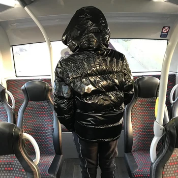 Trapstar Londra Aşağı Ceket Parka Erkekler Parlak Siyah Nakış Logosu Ceket Kış Rüzgarlık Sıcak Dış Giyim
