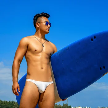 WG52 2022 yeni seksi katı beyaz sıkı düşük bel mayolar yarım paket kalça bikini sıcak eşcinsel erkekler tanga mayo yüzmek mayo külot