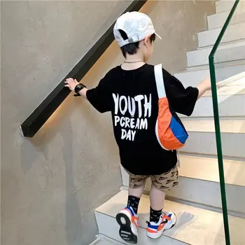 Yaz Yakışıklı Serin Çocuklar Çocuk Rahat İngilizce Alfabe Baskı Moda çocuk Saf Pamuklu kısa kollu t-shirt Yürümeye Başlayan Tees Han